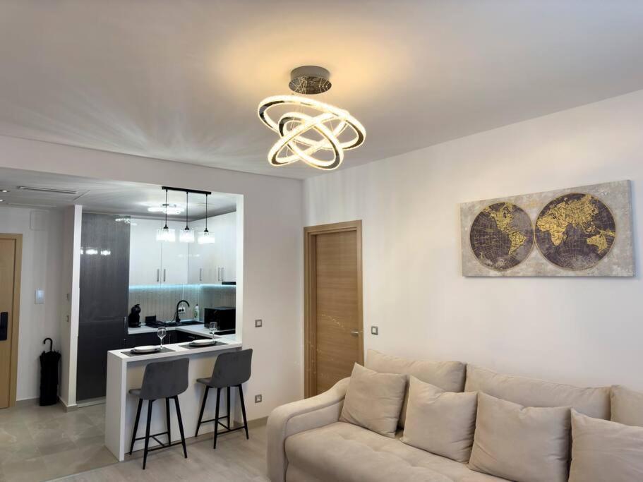 Luxury 2 Bedroom Apartment Bucarest Exterior foto